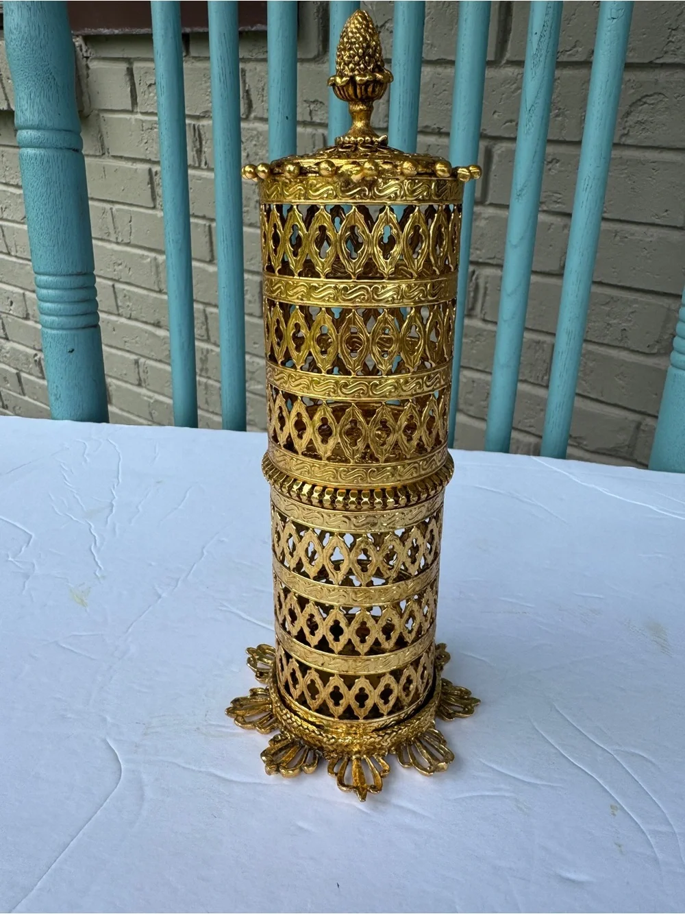 Vintage Hollywood Regency Gold Filigree Vanity Toothbrush Makeup Brush Holder 9”